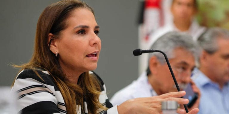 Al celebrar la visita del Presidente de la República, Andrés Manuel López Obrador, para la firma de convenio del Programa Regional de Ordenamiento Territorial, autoridades municipales destacaron el trabajo coordinado para lograr la transformación del sureste mexicano.