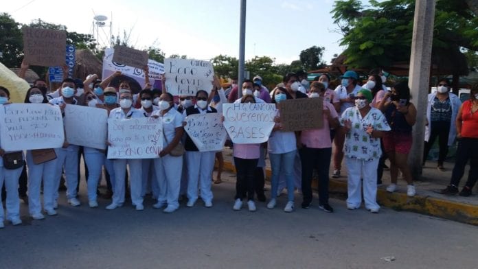 protesta de médicos en Tulum