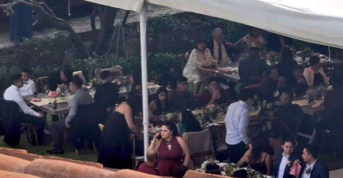 Con todo y la pandemia, celebraron una boda con más de 300 asistentes en Naucalpan, Estado de México