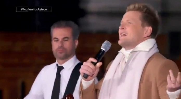 Si pensábamos que nadie desbancaría a Itatí Cantoral y sus mañanitas a la Virgen de Guadalupe, estábamos equivocados, pues llegó Alexander Acha a hacerla a un lado con su rap a la virgen de Guadalupe.