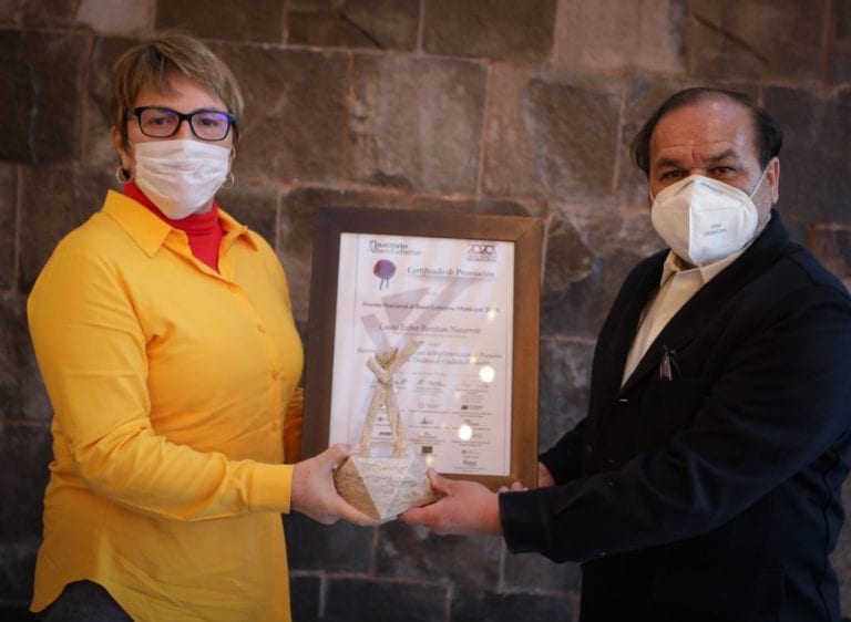 Por transformar la calidad de vida de sus habitantes a través del arte y la cultura, el gobierno que encabeza Laura Beristain Navarrete logró por segundo año consecutivo el premio nacional de Buen Gobierno. La distinción tiene que ver directamente con la Implementación de Proyectos Innovadores en la Temática de Ciudades Resilientes con la iniciativa “Construyendo Cultura en Solidaridad”.