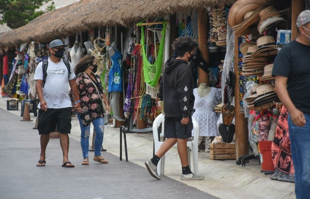 En esta nueva realidad las actividades económicas van muy relacionadas con la salud; si no nos cuidamos se corre el riesgo de un aumento en los casos de Covi-19 y ello detendría, en nuestro caso, la recuperación turística.