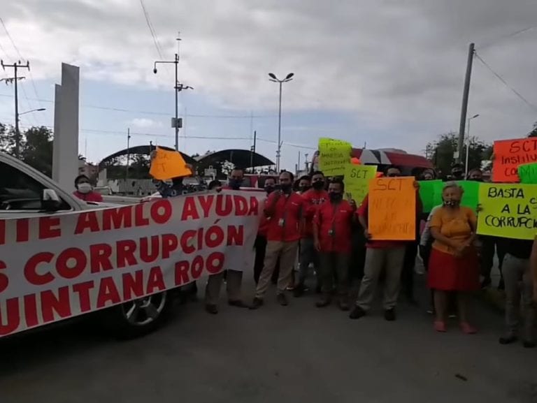 Protestan en Cancún transportistas federales y acusan corrupción de la SCT