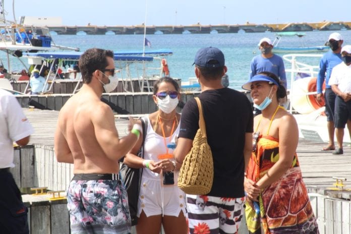 Podría ser que hasta 800 mil turistas dejen de venir a México debido a las medidas que ha establecido el gobierno de Canadá