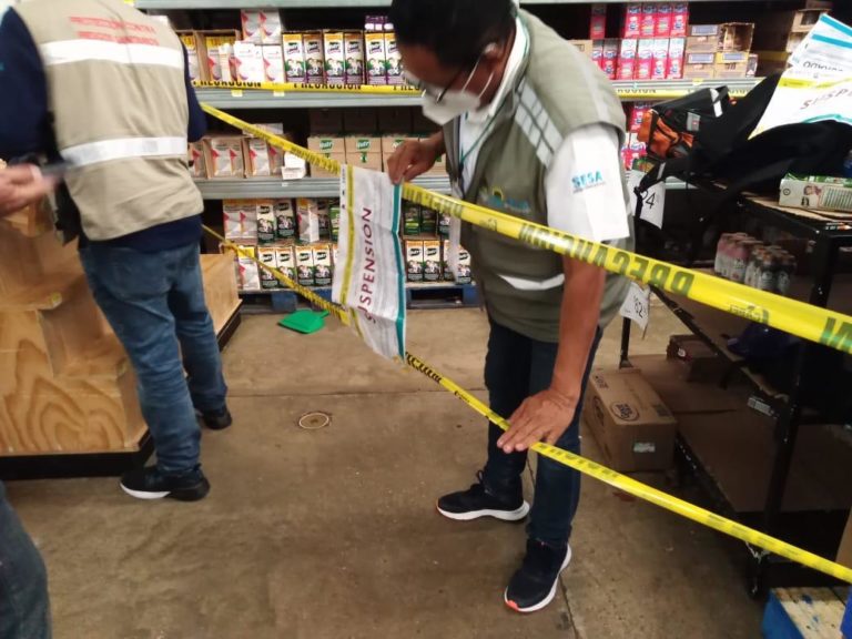 Suspenden actividad laboral en supermercado Aurrerá, por no seguir los protocolos de sanidad