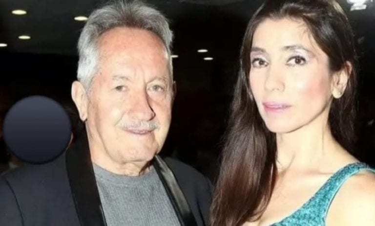 Viuda de José Ángel García se toma 'selfie' con el féretro abierto; la tunden en redes sociales