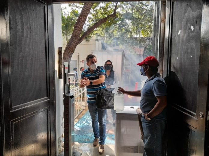 Piden a la gente que no baje la guardia ante el Covid-19 en Cancún