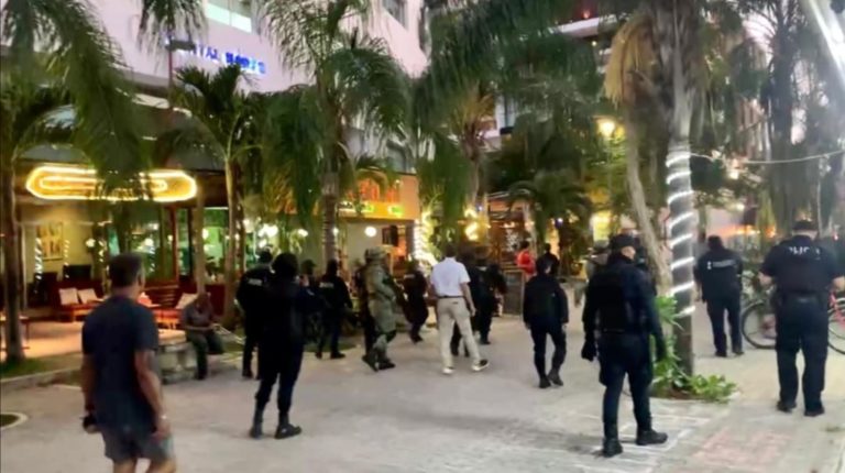 CONTRA INDOCUMENTADOS