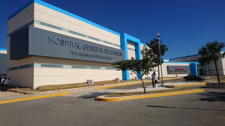 Hospitales Covid-19 de Cancún se encuentran al borde del colapso