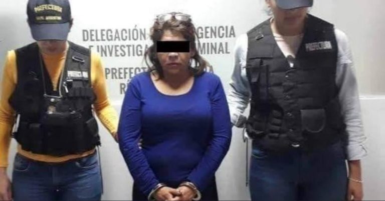 Una mujer fue detenida luego que acuchillara a su esposo; todo porque lo cachó en unas fotos teniendo relaciones con alguien; era ella misma de joven