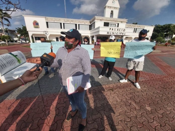 protesta en Palacio de Solidaridad