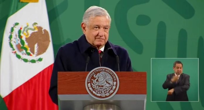 AMLO habló este día sobre cuándo será vacunado; dijo que sería a finales del próximo mes; ve cuál sera la dosis que le aplicarán