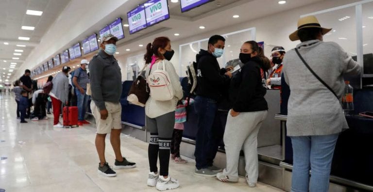 Aeropuerto de Cancún, continua prestando servicio comercial bajos las medidas sanitarias anticoronavirus