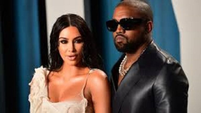 Tras el último episodio de bipolaridad sufrido por el rapero Kanye West, que provocó el distanciamiento con su pareja Kim Kardashian, el medio Page Six, confirmó que la pareja está por divorciase.