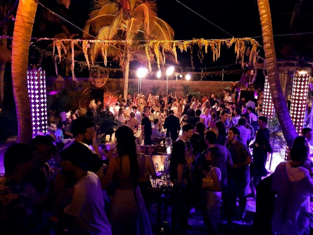 Más de 250 negocios han sido clausurados durante la pandemia en el estado debido a que no han respetado los horarios para su operación