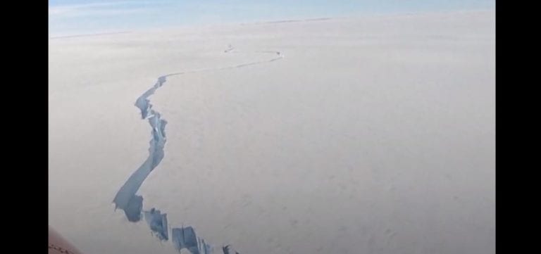 Se desprende iceberg de la Antártida, tiene el tamaño de Londres