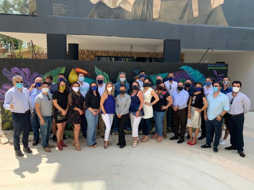 Con una nutrida participación, la COPARMEX Riviera Maya, generadora de más de 400 mil empleos en el destino, sostuvo su reunión de socios en este destino de clase mundial para trabajar en su agenda 2020-2021 en temas diversos entre los que destacan seguridad y movilidad.