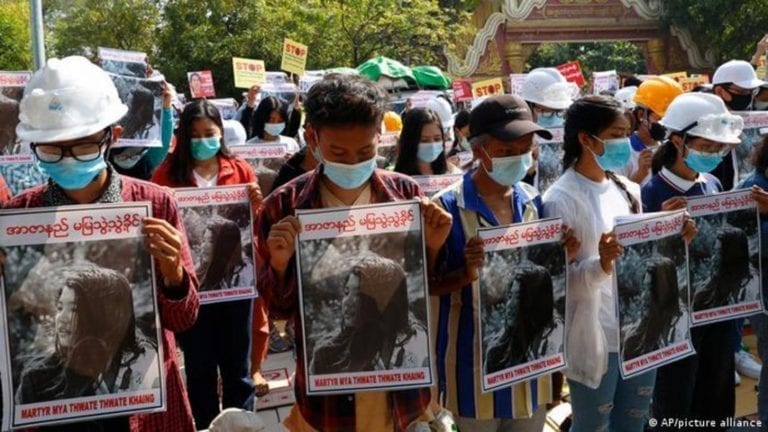 Ejército de Birmania a manifestantes: la confrontación costará vidas