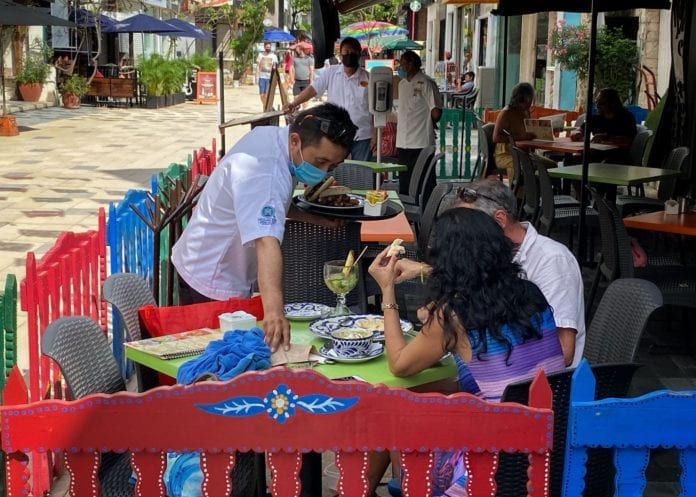 Más empresas preveen hacer más contrataciones y menos despidos en este año