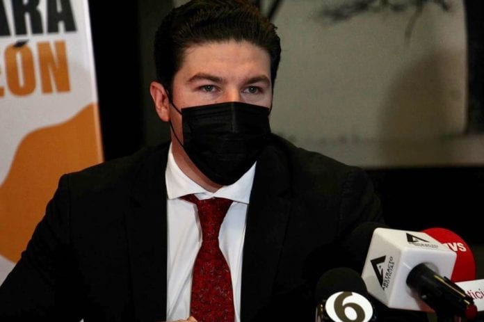 Samuel García pide renuncia de Gatell