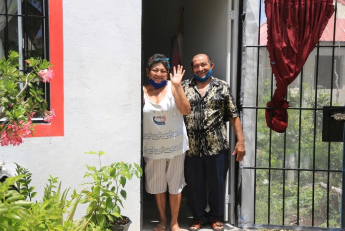 Con diversas aciones, las autoridades de Playa del Carmen ayudan a la gente a que tengan hogares dignos