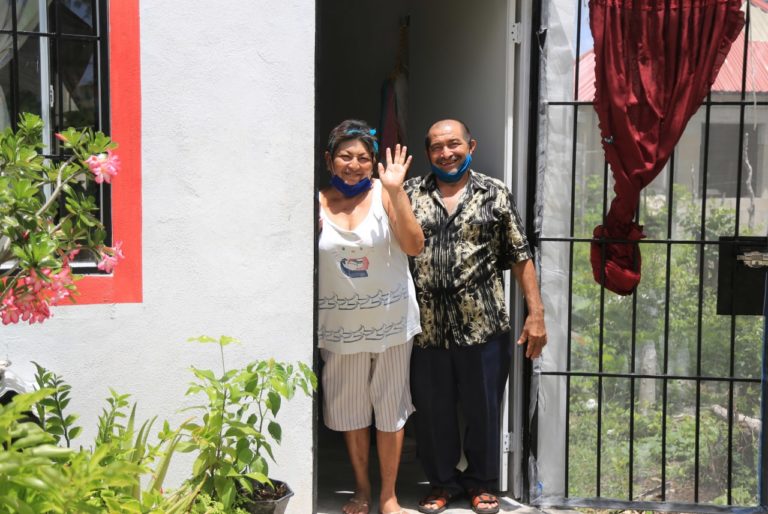 Apoyan a la gente de Playa del Carmen para que tenga hogares dignos