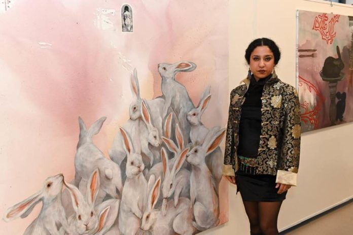 Pintora playense Daniela Jáuregui invita a la exposición virtual 