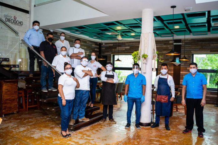 Cierra de manera indefinida restaurante Evass Playa del Carmen