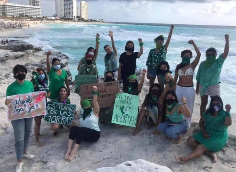Feministas buscan que Quintana Roo sea el tercer estado en despenalizar el aborto