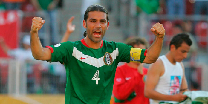 Celebran al cinco veces mundialista Rafa Márquez.