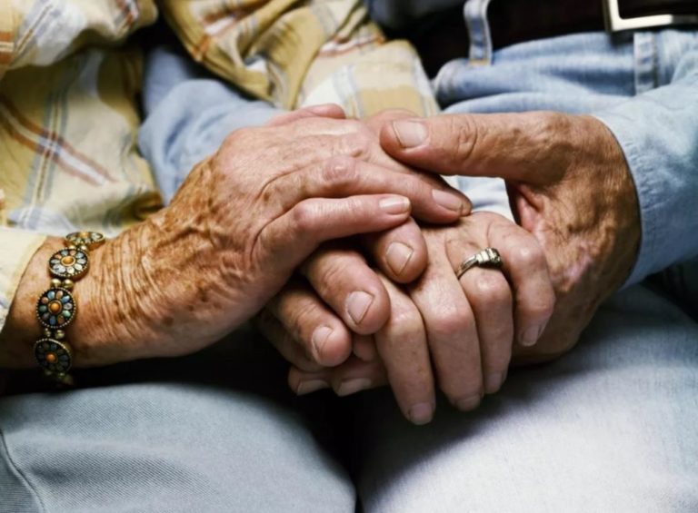 Sólo el 27% de adultos se ha registrado para vacuna contra Covid-19 en Quintana Roo