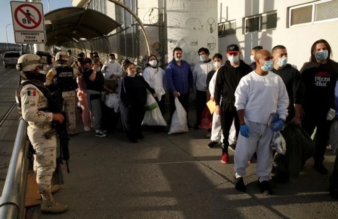 Biden desmantela el polémico programa migratorio de Trump 