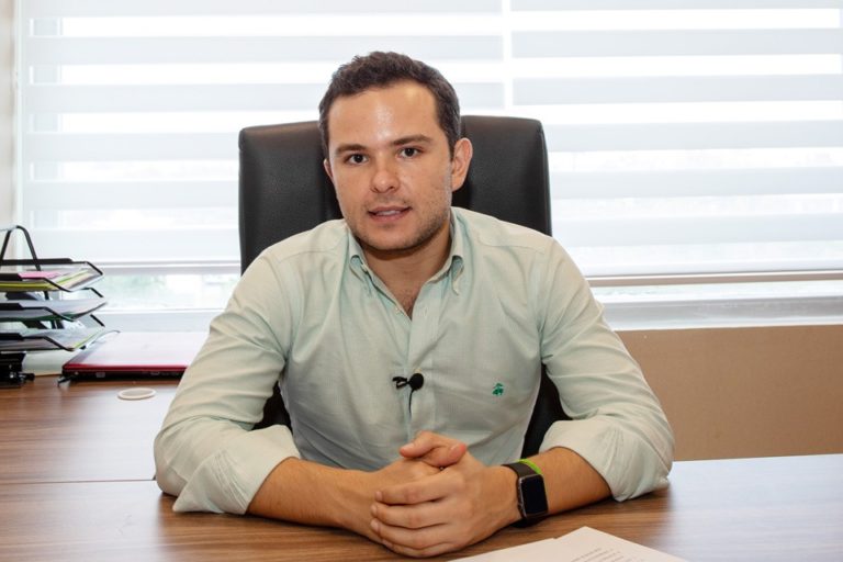 Desvincula nuevo líder del PVEM a José de la Peña de la mafia rumana; y usted, ¿le cree?