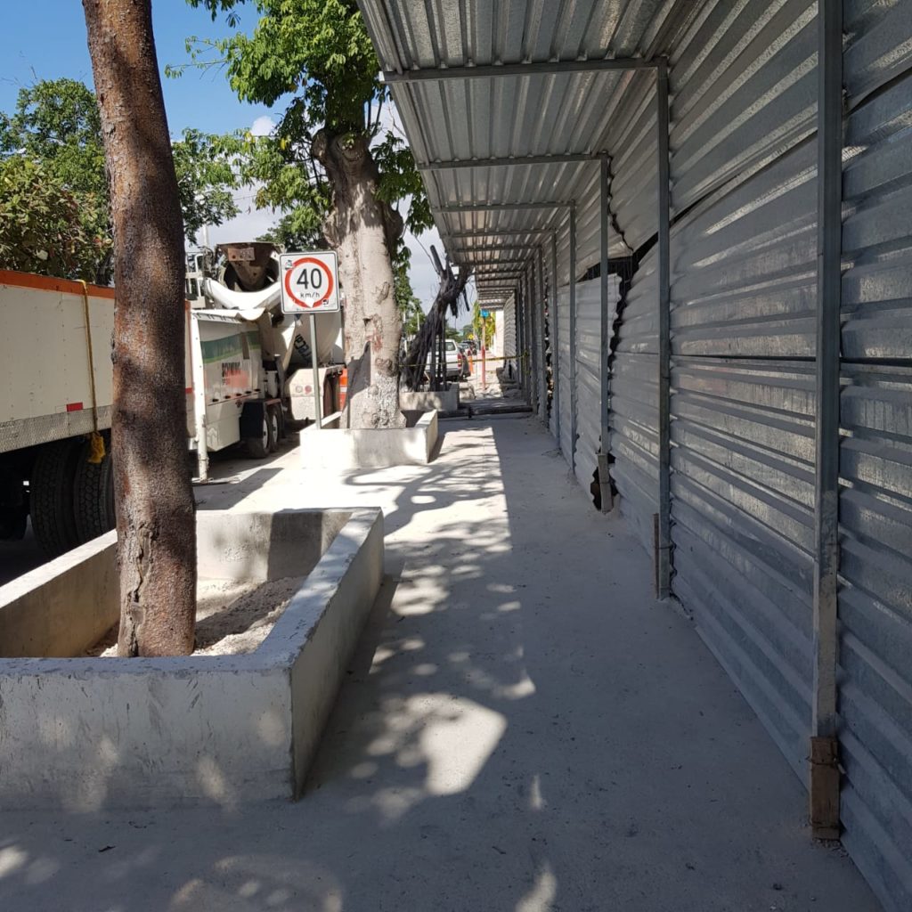 -Vecinos inconformes de Playa del Carmen, han denunciado que existe una obra en construcción sin permisos en la colonia Gonzalo Guerrero de Playa del Carmen.