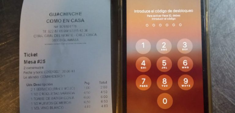 Joven huye de un restaurante para no pagar la cuenta, olvida su iPhone