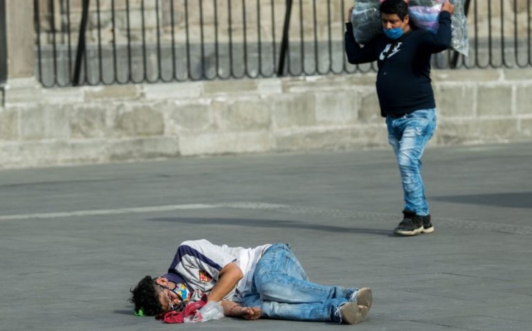 ¿Las personas en situación de calle son resistentes al covid-19? Éstas son las hipótesis