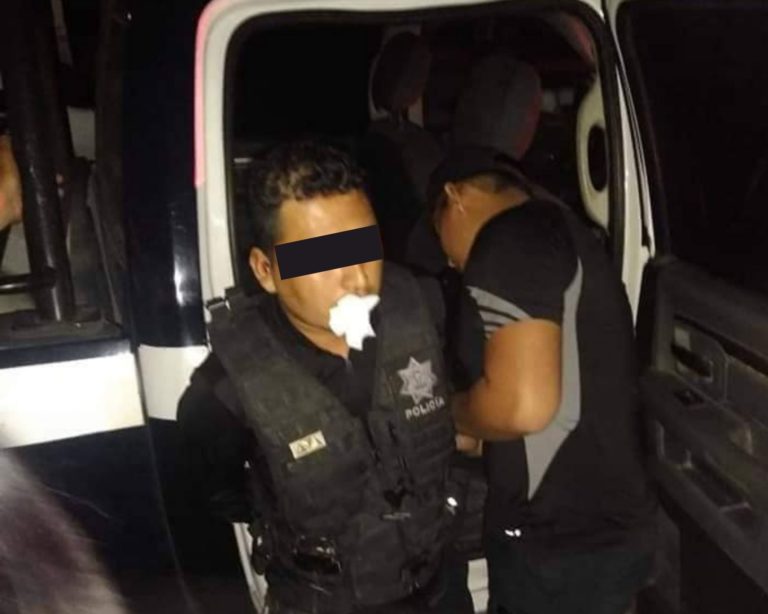 Policía estatal intenta abusar de una niña de 11 años