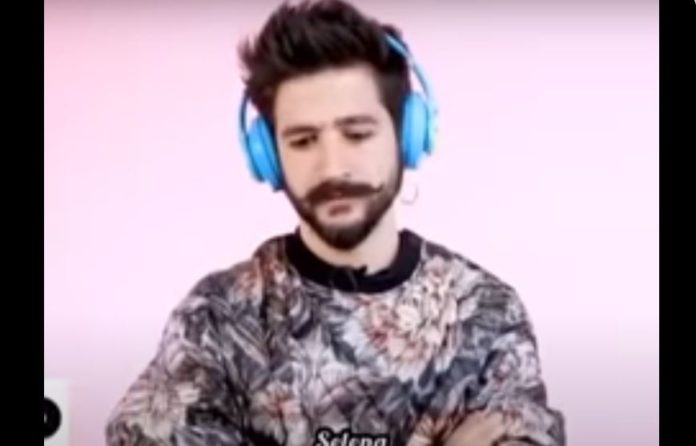 Video: Cantante 'Camilo' no conoce música de Selena Quintanilla y lo critican en redes