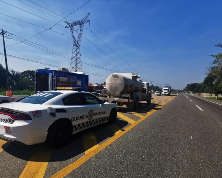 Detienen a una persona que transportaba combustible sin ninguna documentación