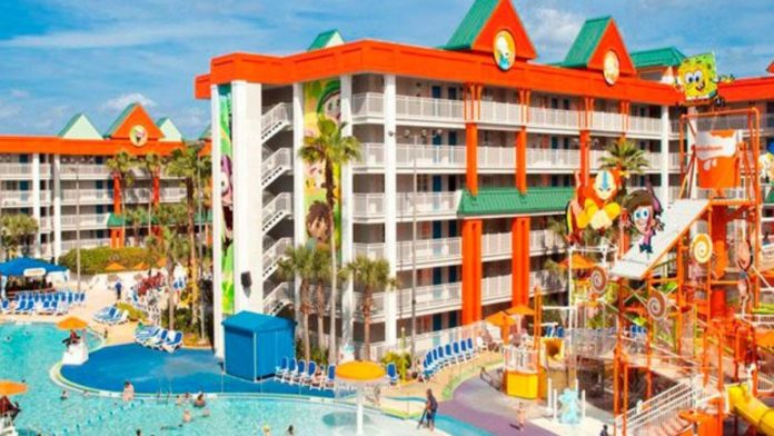 Alertan por fraude en el hotel Nickelodeon Riviera Maya.