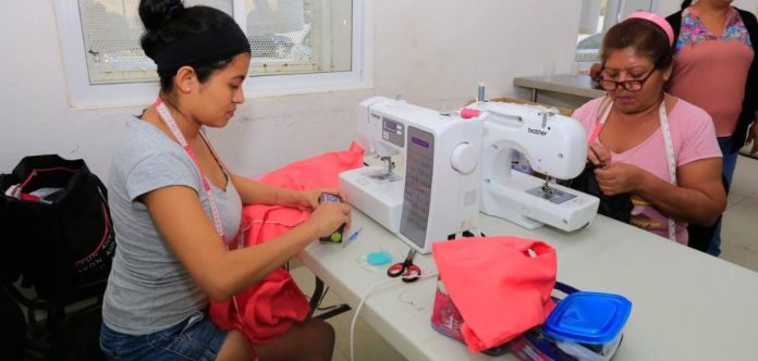 Las autoridades municipales garantizan la protección de las mujeres en Playa del Carmen, aseguró la alcaldesa Laura Beristain Navarrete.