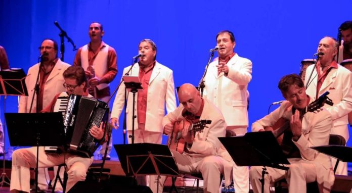 Laura Beristain fortalece su compromiso de apoyar a los artistas de Playa del Carmen en medio de la contingencia sanitaria