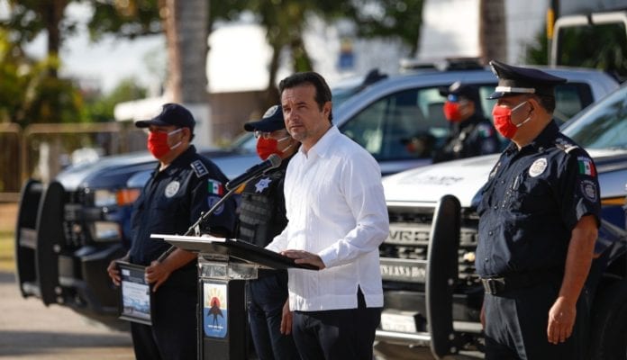 Con más patrullas, equipo y policías capacitados para servir a la comunidad con honestidad, eficiencia y respeto a los derechos humanos, se garantiza la seguridad de Cozumel