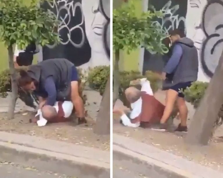 Mujer golpea brutalmente a abuelito en la calle y la exhiben en redes