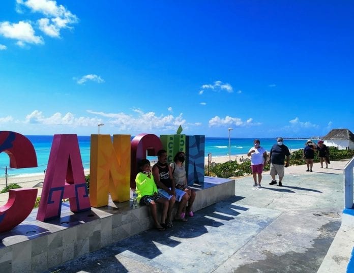 Corredor Cancún-Riviera Maya recibirá más de 600,000 turistas en las próximas dos semanas