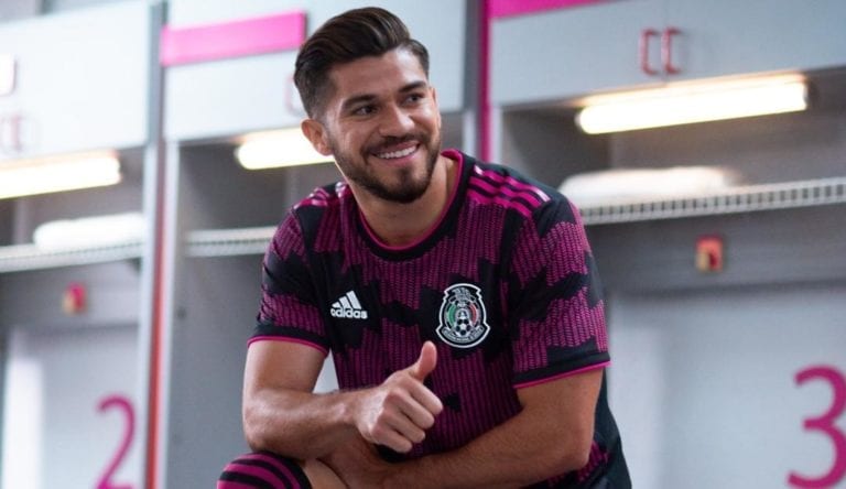 Fotos: Conoce la nueva playera de la Selección Mexicana; es rosa con negro