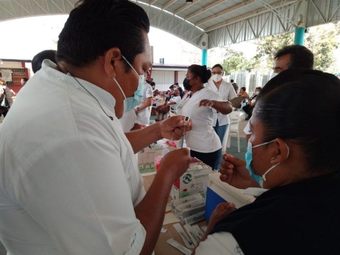 Hay unas 6 mil vacunas sin definir dónde se aplicarán