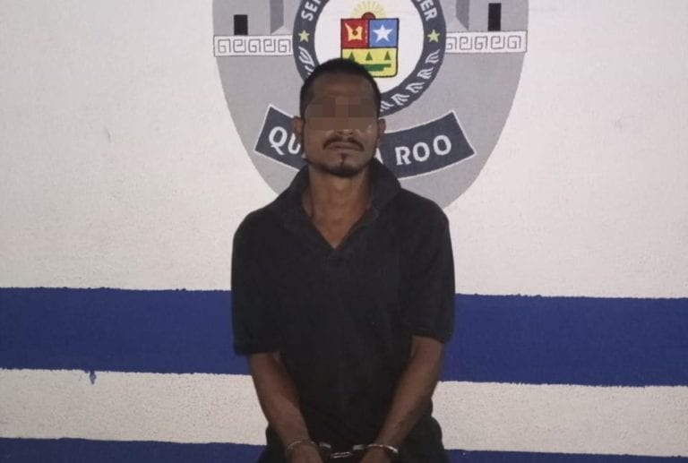 Capturan a sujeto con bolsa llena de presunta mariguana en Tulum