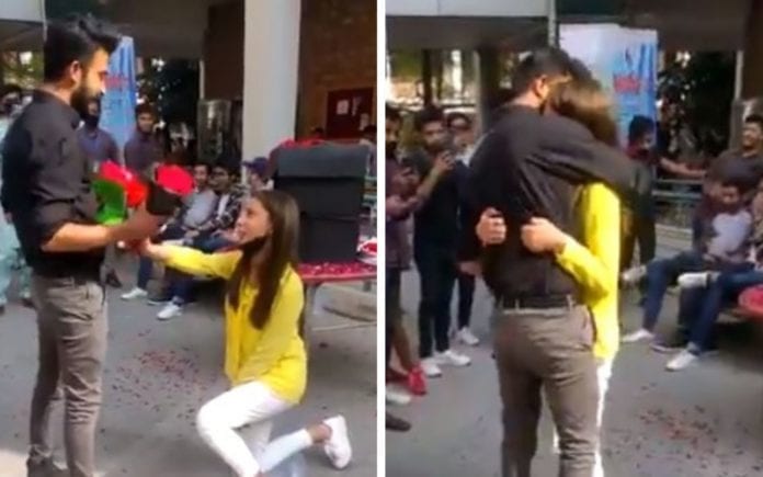 Video: Joven le pide matrimonio a su novio en la universidad y los expulsan a ambos