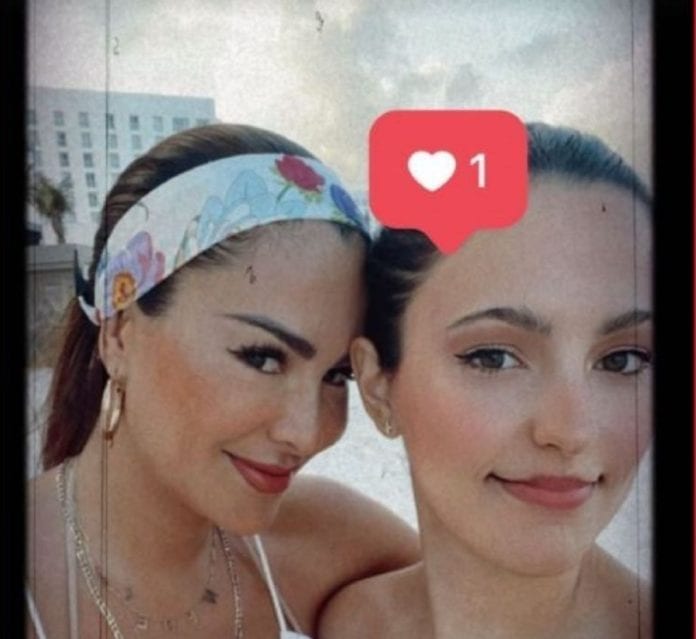 Ninel Conde disfruta junto a su hija Sofía Telch en playas de Quintana Roo